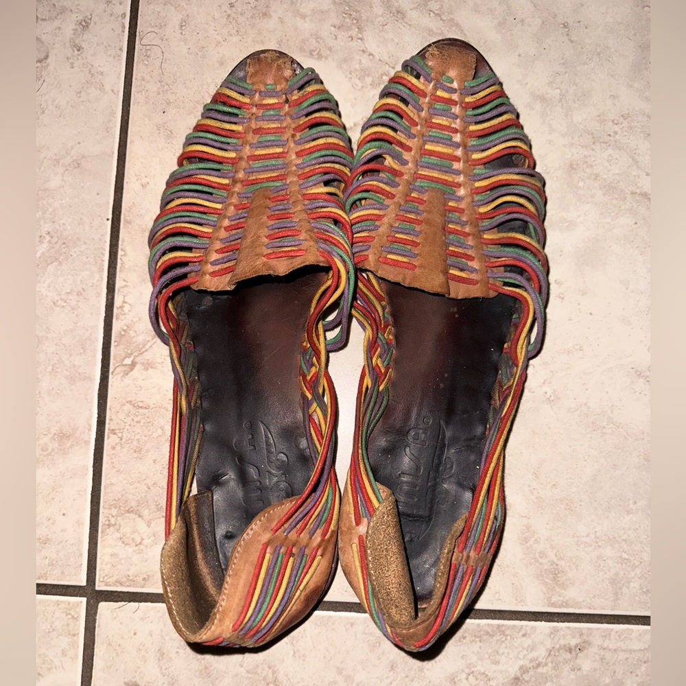 Vintage Unisa Huaraches